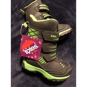 Kids snow boots